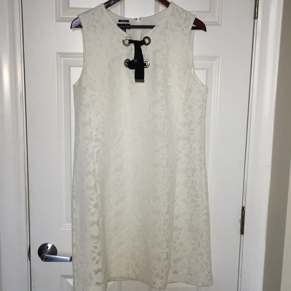 Jones New York White Textured Lace-Up Sleeveless Dress | Size 14 - Picture 1 of 13